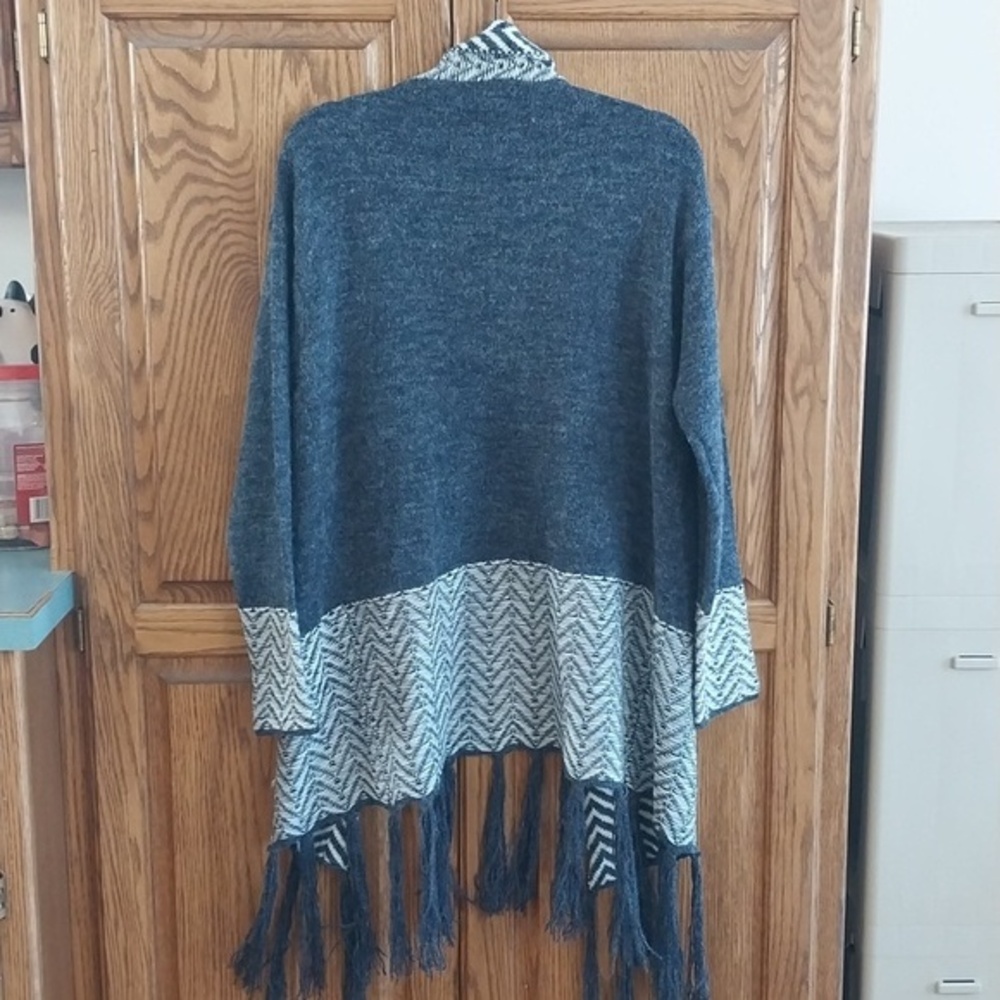 Boho‎ Tribal Indie Western Aztec NWT Size M-L Long Fringe Cardigan Sweater Blue